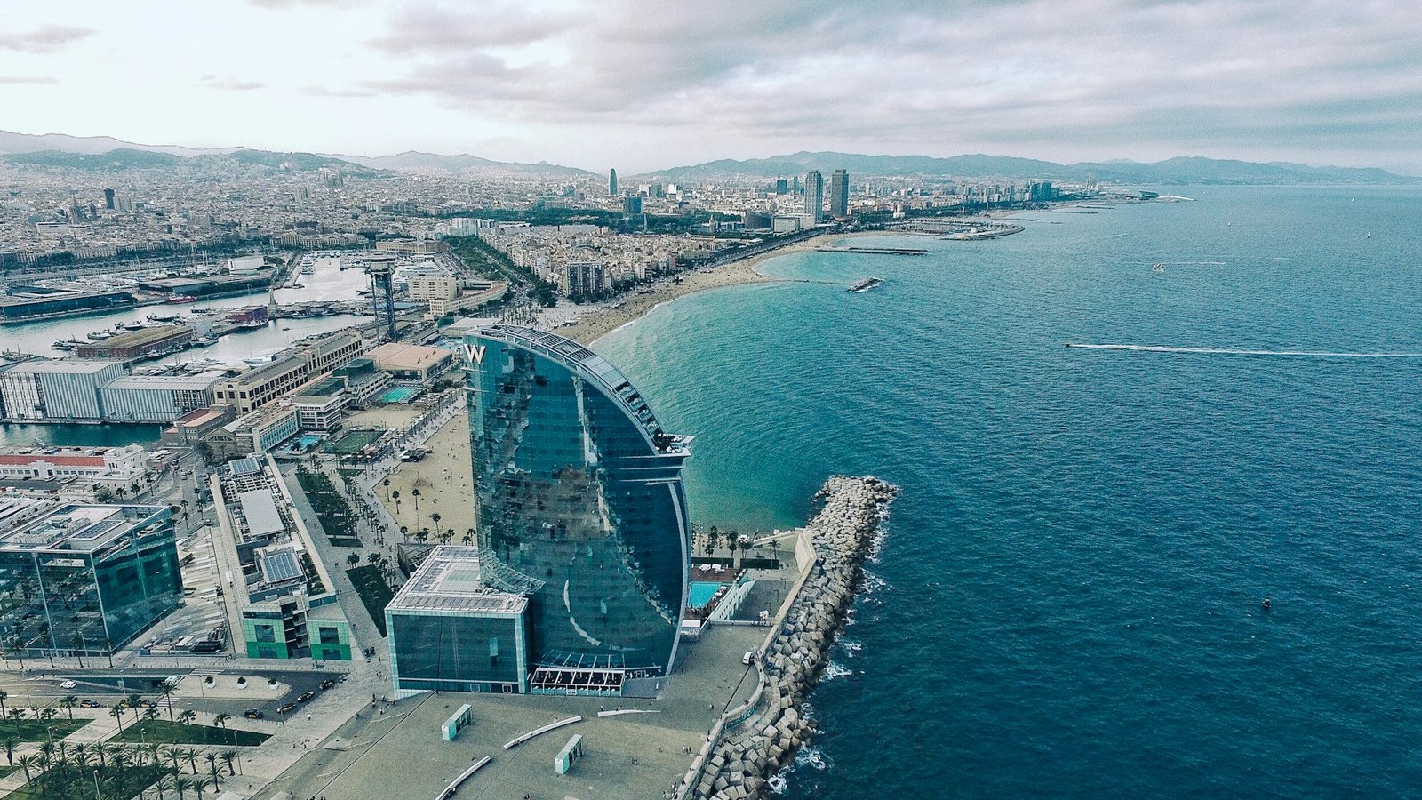 How to plan a corporate group trip to Barcelona